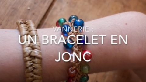 Un bracelet en jonc