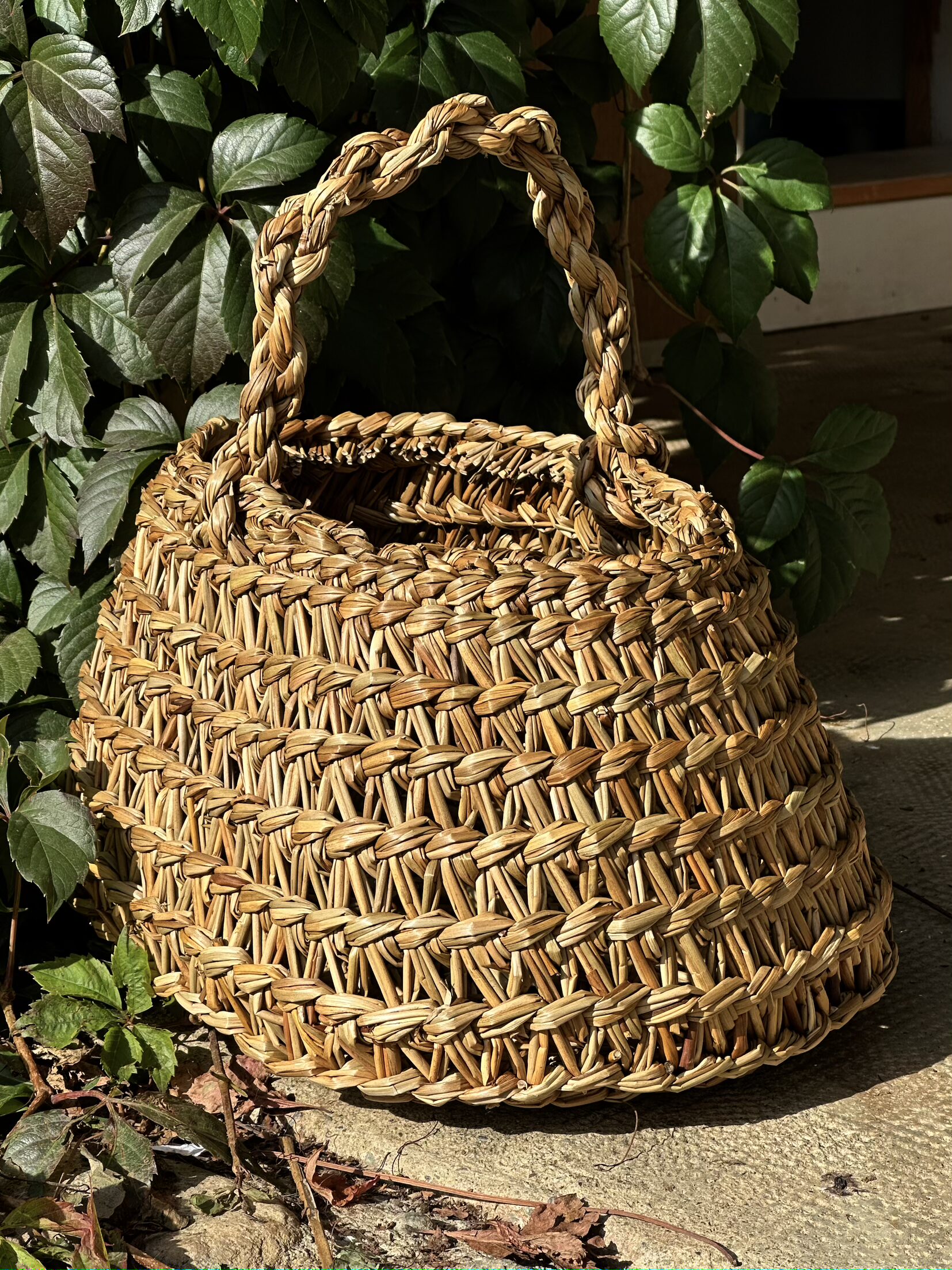 Réserver un panier en jonc